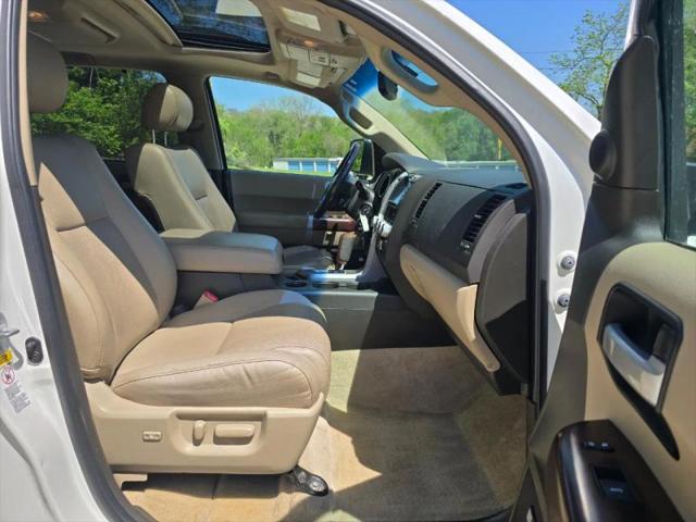 2011 Toyota Sequoia Platinum 5.7L V8