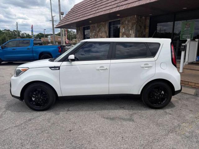 2015 Kia Soul Base