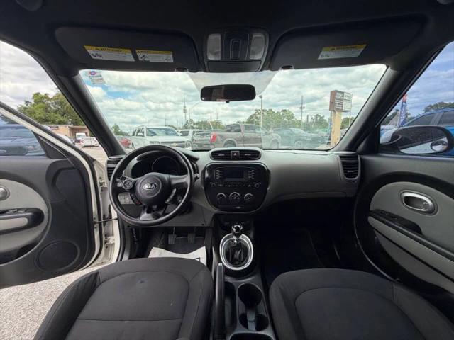 2015 Kia Soul Base