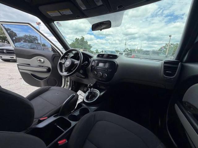 2015 Kia Soul Base