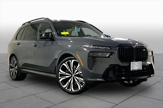 2025 BMW X7 M60i