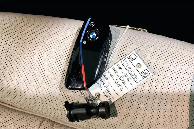 2025 BMW X7 M60i