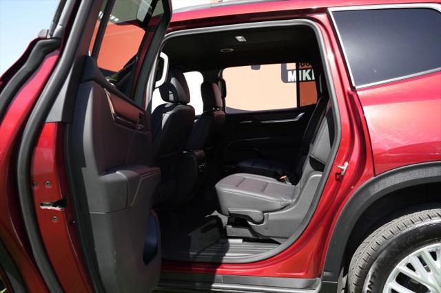 2024 GMC Acadia AWD Elevation