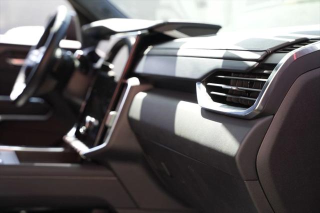2024 GMC Acadia AWD Elevation