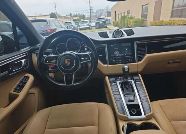 2018 Porsche Macan Base