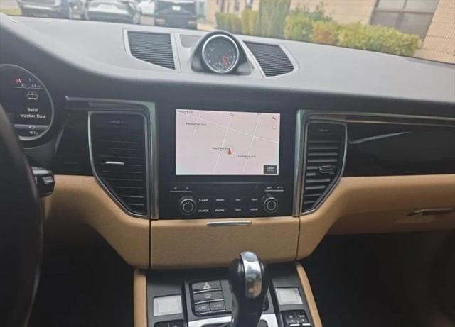 2018 Porsche Macan Base
