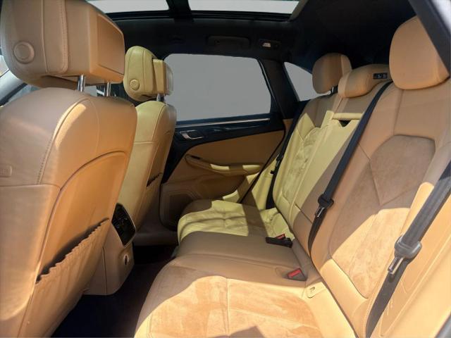 2018 Porsche Macan Base