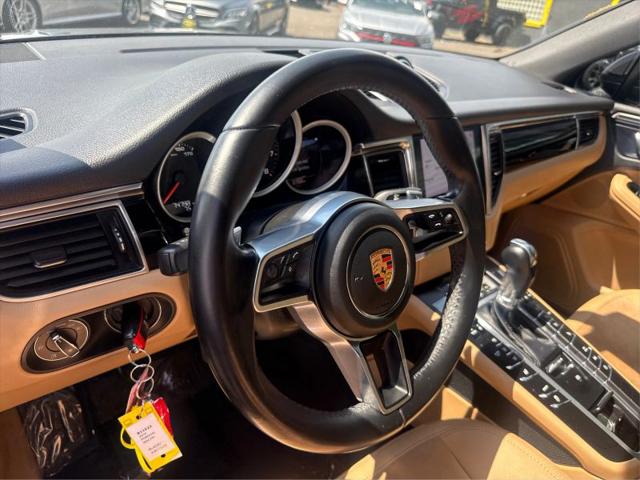 2018 Porsche Macan Base