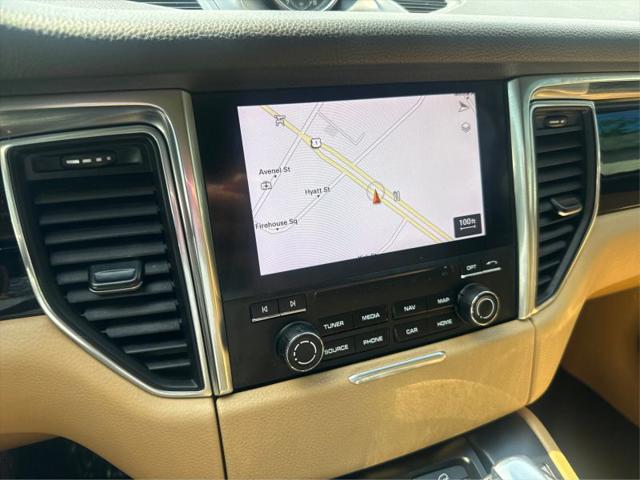 2018 Porsche Macan Base