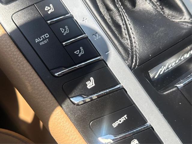 2018 Porsche Macan Base