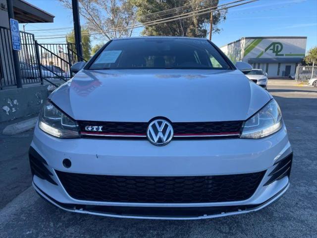 2018 Volkswagen Golf GTI 2.0T SE