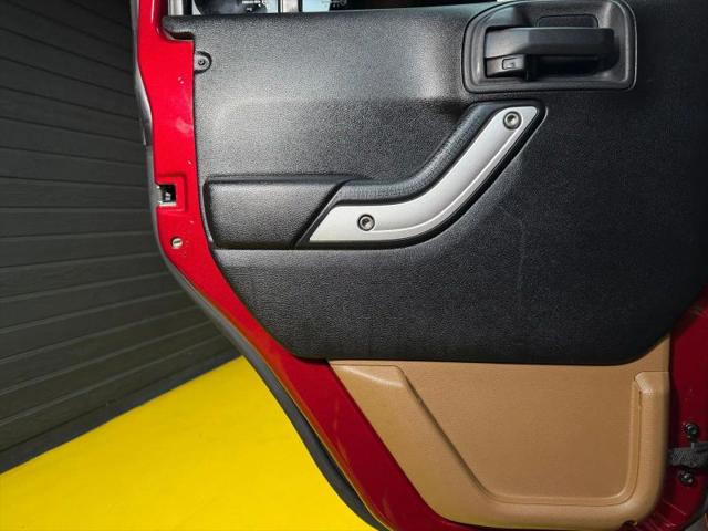 2012 Jeep Wrangler Unlimited Sahara