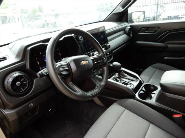 2023 Chevrolet Colorado 4WD Crew Cab Short Box WT