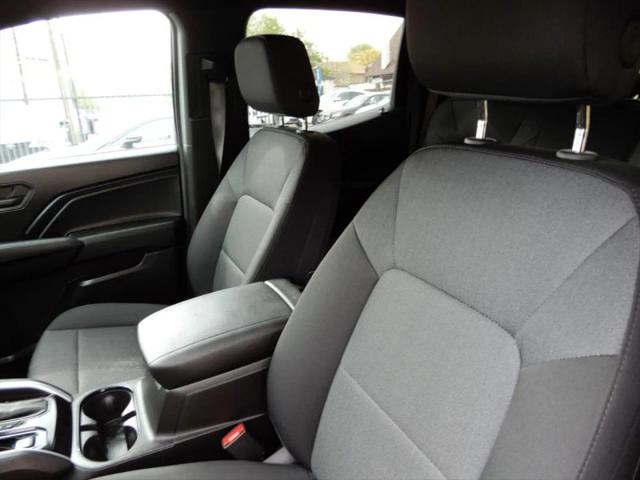 2023 Chevrolet Colorado 4WD Crew Cab Short Box WT