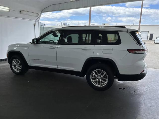 2022 Jeep Grand Cherokee L Laredo 4x4