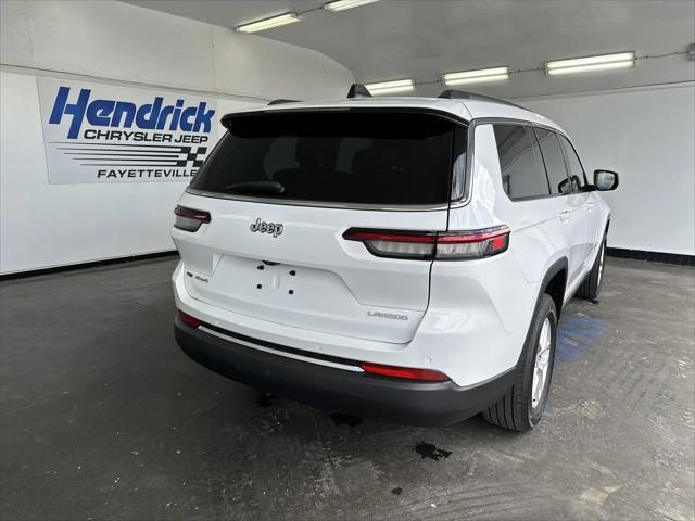 2022 Jeep Grand Cherokee L Laredo 4x4