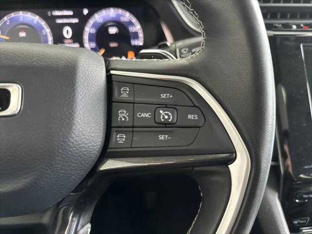 2022 Jeep Grand Cherokee L Laredo 4x4