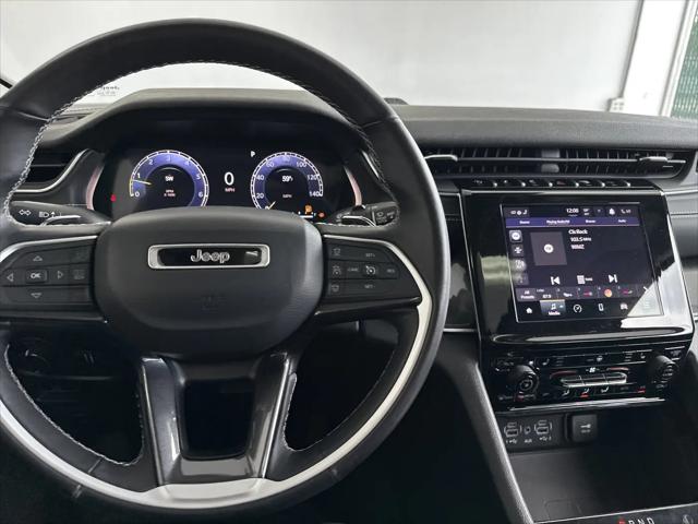 2022 Jeep Grand Cherokee L Laredo 4x4
