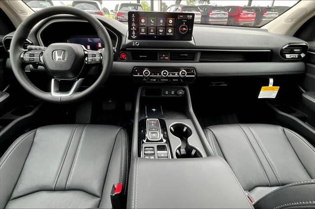 2026 Honda Pilot Touring Blackout