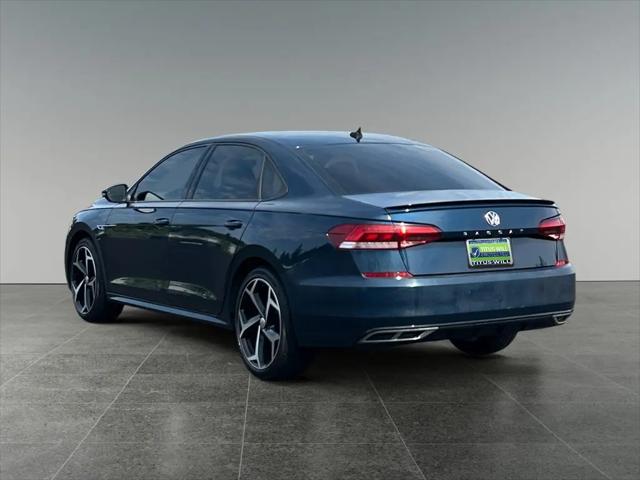 2021 Volkswagen Passat 2.0T R-Line