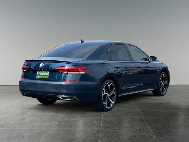 2021 Volkswagen Passat 2.0T R-Line