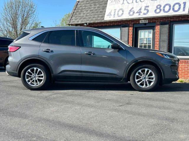 2021 Ford Escape SE