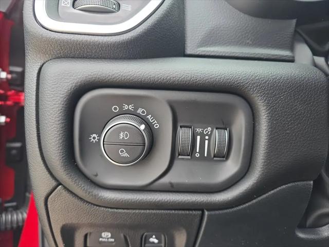 2026 Ram 1500 Big Horn Crew Cab 4x4 5'7" Box