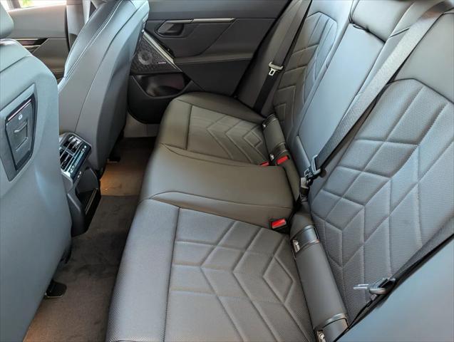 2027 BMW 5 Series 550e xDrive