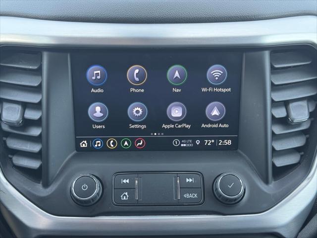 2023 GMC Acadia SLT