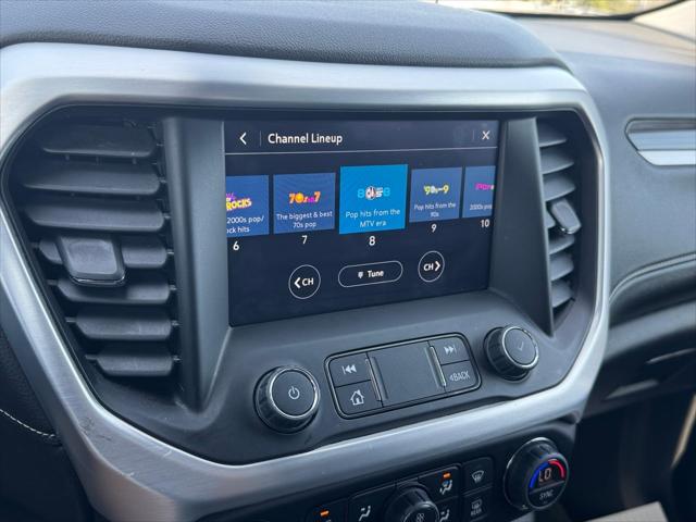 2023 GMC Acadia SLT