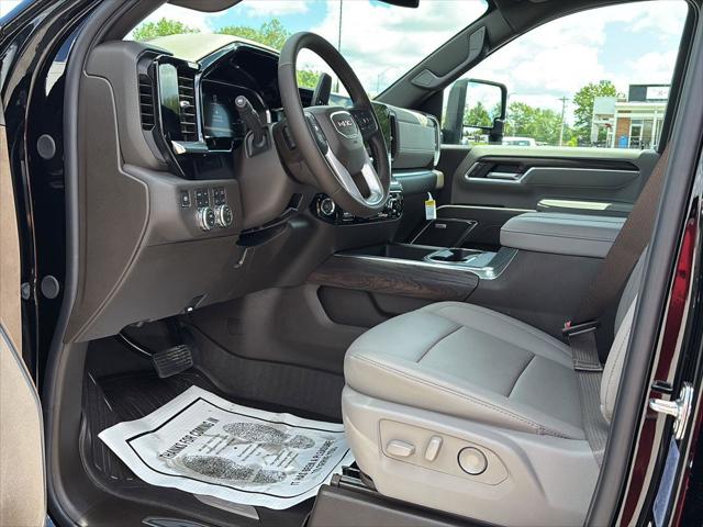 2026 GMC Sierra 2500HD Crew Cab, Standard Bed, SLT, 4WD