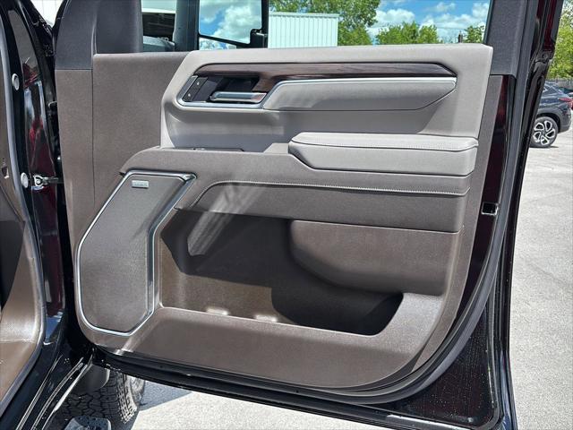 2026 GMC Sierra 2500HD Crew Cab, Standard Bed, SLT, 4WD