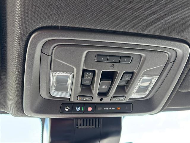2026 GMC Sierra 2500HD Crew Cab, Standard Bed, SLT, 4WD