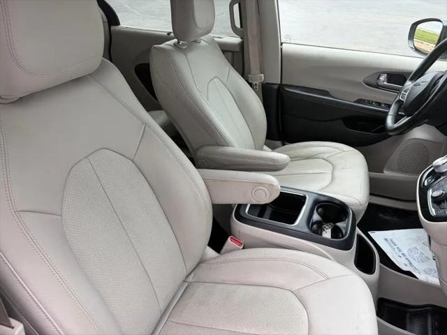2021 Chrysler Pacifica Touring L