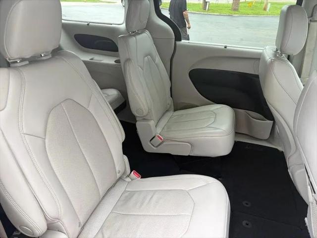 2021 Chrysler Pacifica Touring L