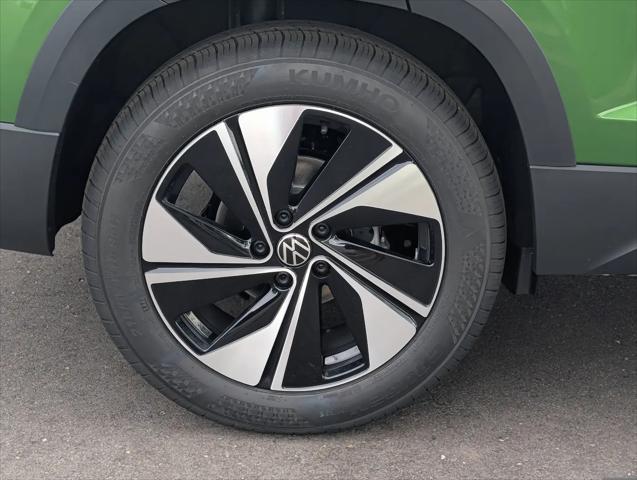 2026 Volkswagen Taos SE