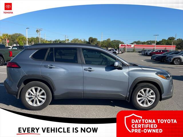 2024 Toyota Corolla Cross LE