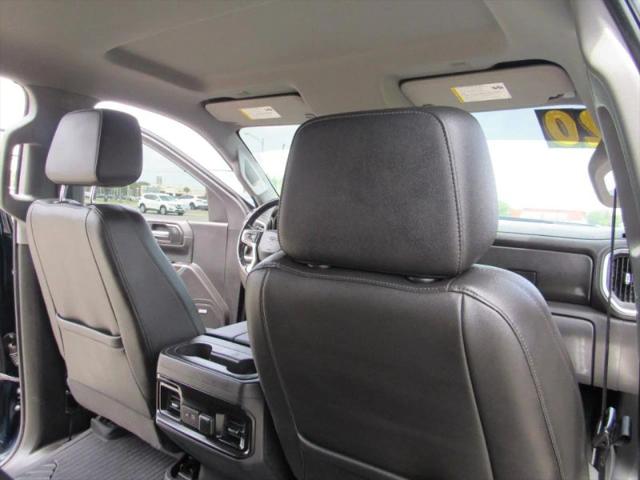 2020 Chevrolet Silverado 1500 4WD Crew Cab Short Bed RST