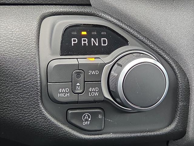2026 Ram 1500 Tradesman Crew Cab 4x4 57 Box