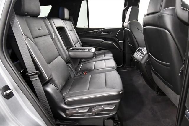 2023 Cadillac Escalade Sport