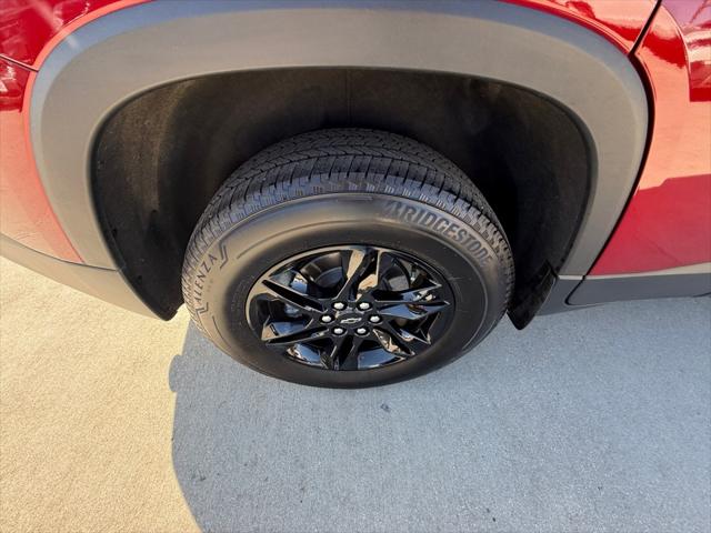 2023 Chevrolet Traverse AWD LT Cloth