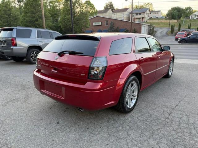 2005 Dodge Magnum RT