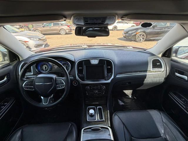 2017 Chrysler 300 300C