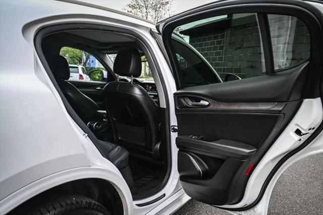 2021 Alfa Romeo Stelvio Ti AWD