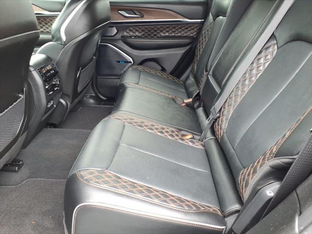 2024 Jeep Grand Cherokee Summit 4x4
