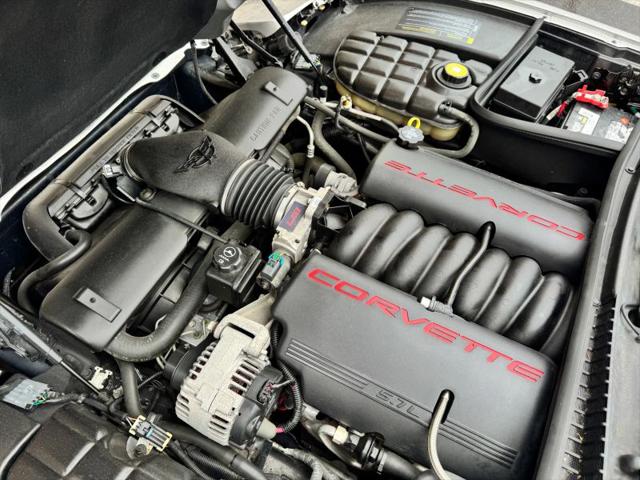 2004 Chevrolet Corvette Base