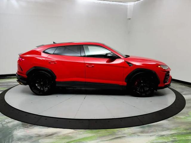2019 Lamborghini Urus Base
