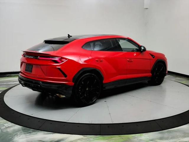 2019 Lamborghini Urus Base