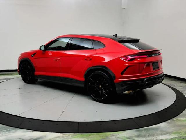 2019 Lamborghini Urus Base