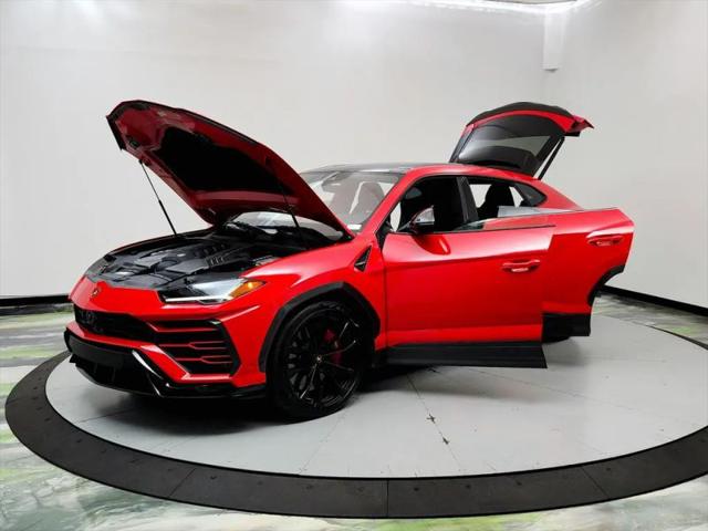 2019 Lamborghini Urus Base
